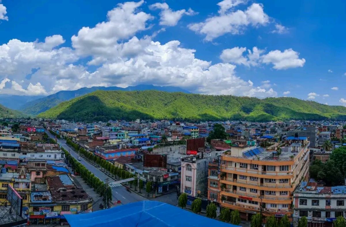 हेटौँडा बजारमा भोलि डोजर चलाइँदै, सडक विभागले दिएको अल्टिमेटम आज सकियो